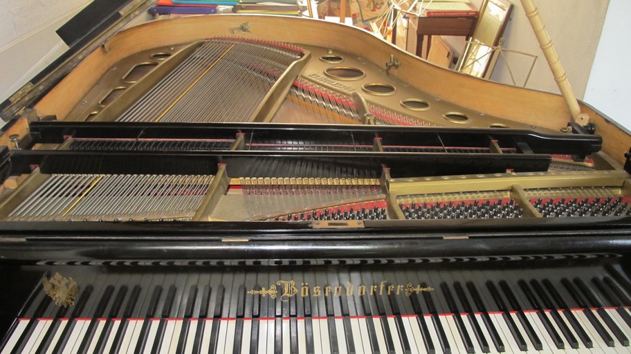 clic pour ouvrir dans un nouvel onglet Piano à queue Bösendorfer à acheter sur Montpellier